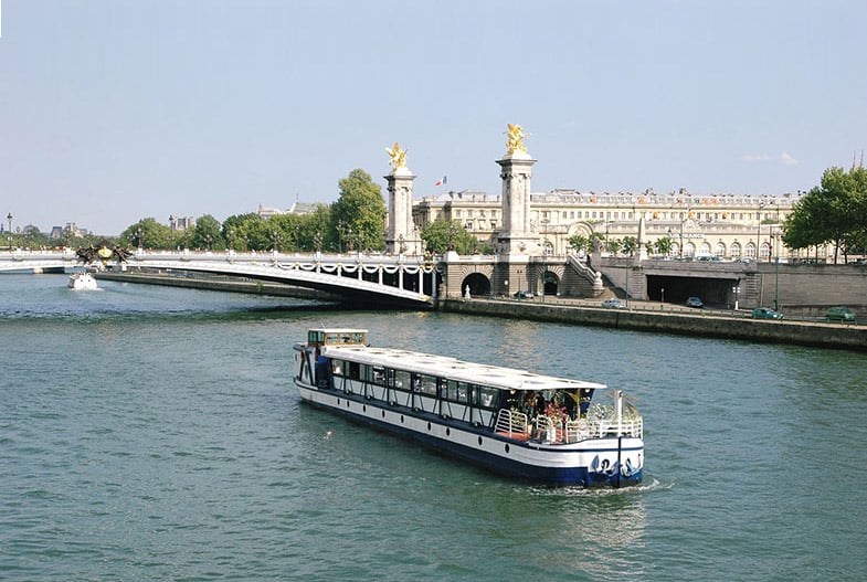 Péniche Le Grand Bleu 1